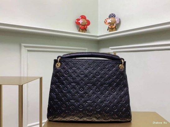 LOUIS VUITTON ARTSY 0809